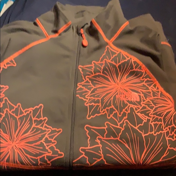 The north face zipper front jacket - Picture 2 of 2